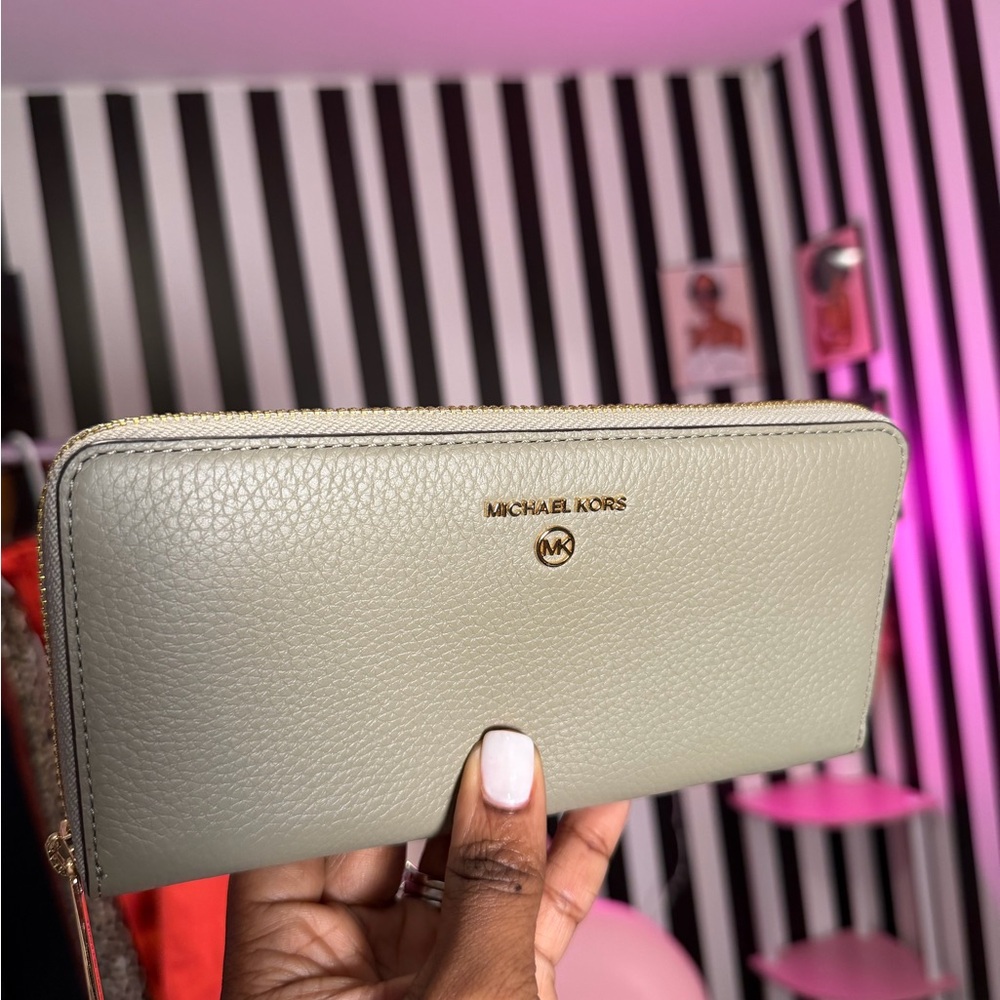 Michael Kors Sage Leather Wallet